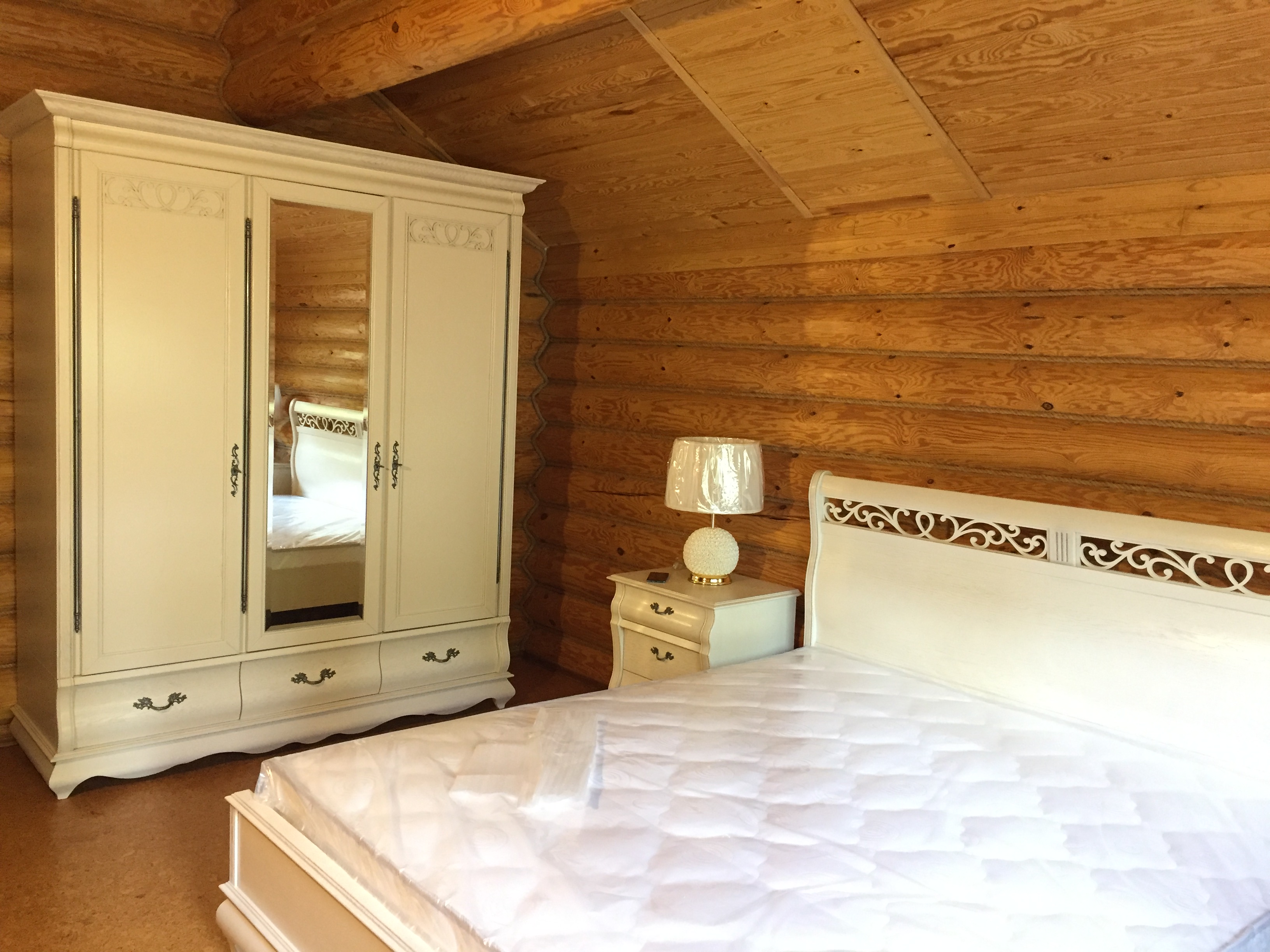 Спальня в частном доме 7