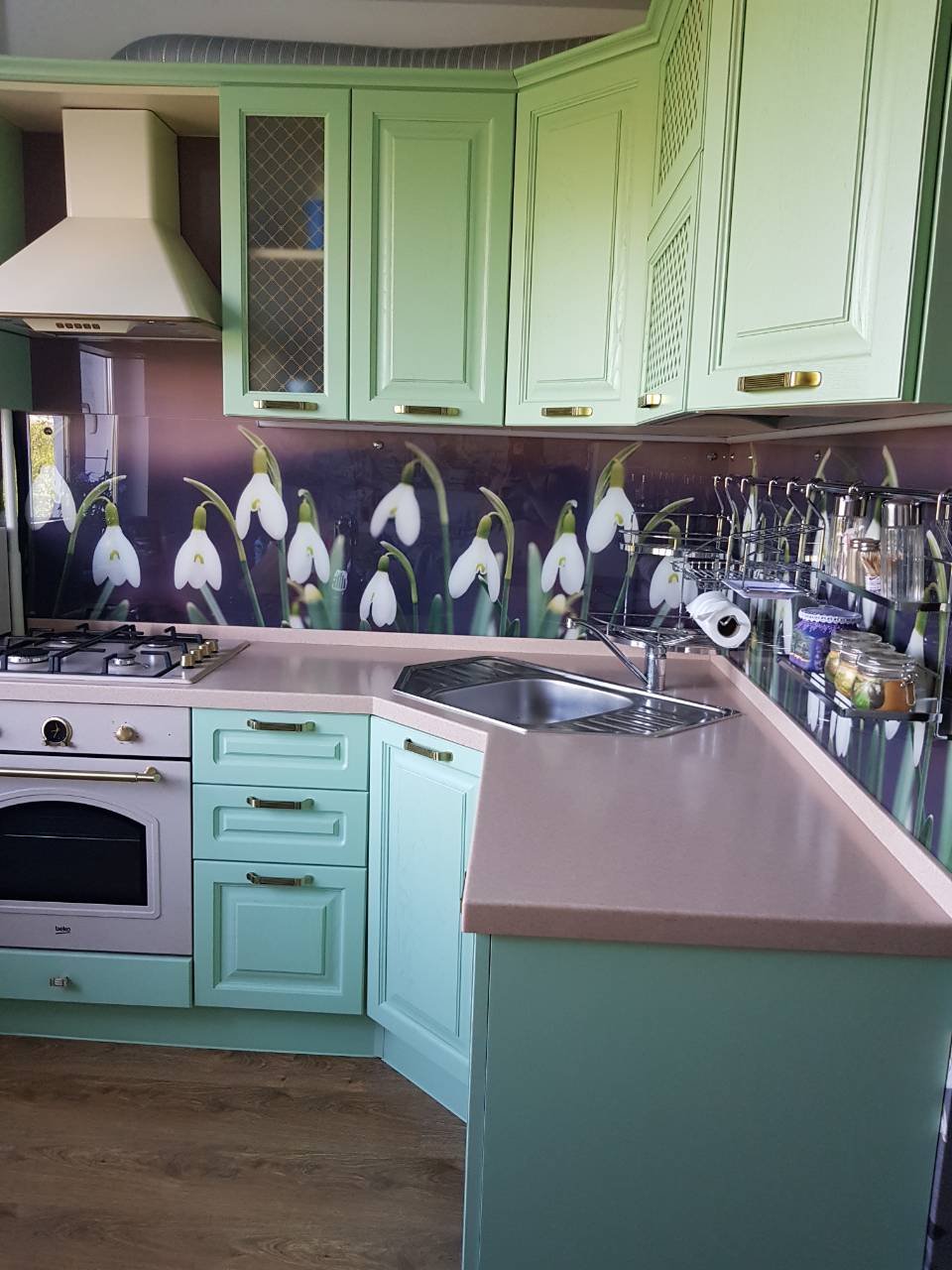 Зеленая кухня 1