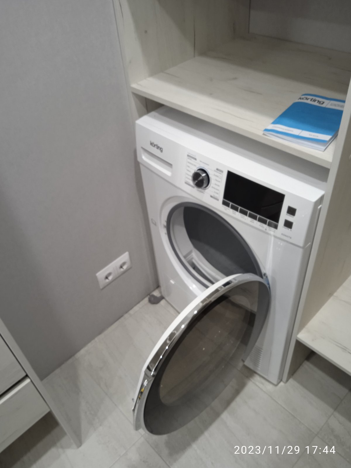 Шкафы во всей квартире 5